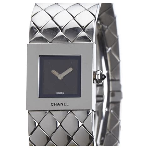 montres femme chanel|montre chanel matelassé.